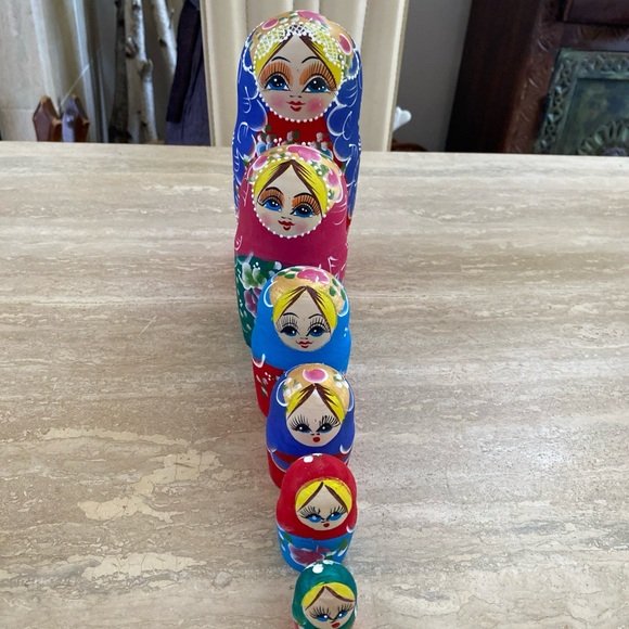 Russian doll Matreshka Wooden Hand Painted - Picture 6 of 10